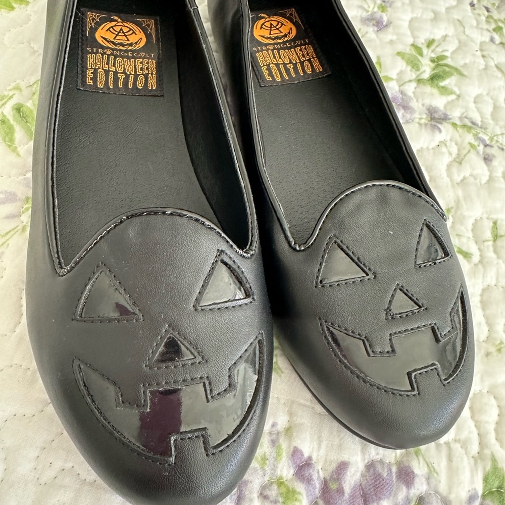 Strange Cult pumpkin jack-o’-lantern black shoes size 8